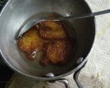 A picture of step 5 of Bread Heart malpua.