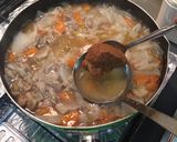 A picture of step 8 of Ton-jiru.