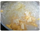 Foto langkah ke 4 dari resep Puding roti keju kukus.