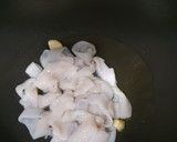 Foto del paso 3 de la receta: Linguine con calamari e gamberi