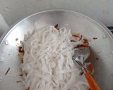 Foto langkah ke 3 dari resep Kwetiau goreng.