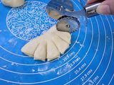 Crescent roll hình quạt