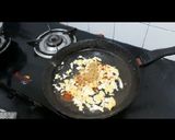 A picture of step 2 of Instant egg fried rice.