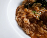 Foto del paso 11 de la receta: Arroz meloso de carrilleras al Oporto con surtido de setas