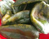 Foto del paso 1 de la receta: Chiles poblanos rellenos de frijol y queso