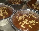 A picture of step 6 of Yoghurt brownies cupcake.