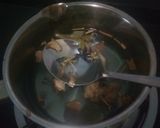 Foto langkah ke 4 dari resep Wedang Jahe Kembang Telang.