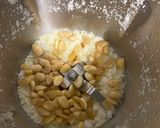 Foto del paso 2 de la receta: Bizcocho de almendra con yogurt griego natural