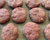 Foto del paso 10 de la receta: Hamburguesas con salsa de ostras