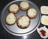 Foto del paso 4 de la receta: Callampas portobello rellenas con puré de papa rústico al ajillo