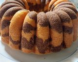 Foto langkah ke 9 dari resep Marmer Cake.