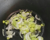 Foto del paso 1 de la receta: Muslitos de pollo con tomate y albahaca