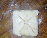 A picture of step 3 of Madakku pathiri(folded roti).