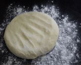 A picture of step 3 of Heart Donut.