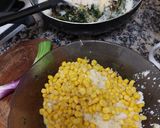 Foto del paso 4 de la receta: Empanadas de espinaca, también de humita...super fáciles 😋