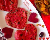 बीटरुट हार्ट शेप पिंक फुल्का (Beetroot heart shape pink fulka recipe in Hindi) रेसिपी चरण 12 फोटो