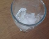 A picture of step 2 of Mint Lemonade.