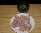 Foto del paso 1 de la receta: MUSLOS DE POLLO CON ROMERO A LA PLANCHA (GRILLADOS)