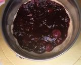Foto del passaggio 5 della ricetta Torta al cioccolato e frutti di bosco