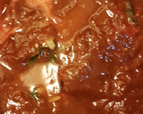 Foto del paso 2 de la receta: Huevos al horno con sofrito y jamón de pavo al horno