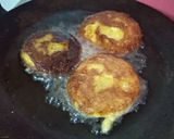 A picture of step 3 of Street Style Burger.