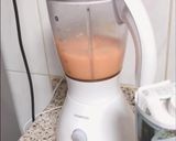 A picture of step 1 of Mango mousse.