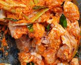 Foto langkah ke 4 dari resep Ayam woku manado (ayam kemangi).