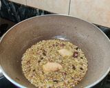 A picture of step 4 of Raw papaya curry.