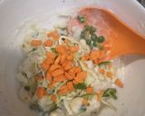 A picture of step 4 of Pizza hut salad.