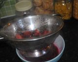 A picture of step 3 of Summer pudding.