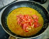 A picture of step 7 of Prawn Malai Curry.