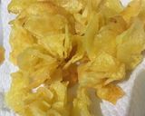 Foto langkah ke 3 dari resep Kentang krispi taburan soto daging santan kuning.