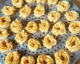 Foto langkah ke 2 dari resep Cookies 3bahan (no oven).