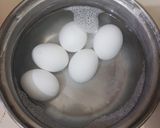 A picture of step 1 of Egg pakoda.