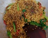 Foto langkah ke 3 dari resep Mie Goreng simple #resepsederhana.