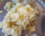 उपवासाचे बटाटेवडे (Upwasache Batatevade Recipe In Marathi) रेसिपी स्टेप 2 फोटो 