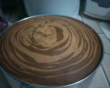 Foto langkah ke 7 dari resep Fluffy zebra cake.