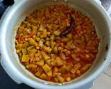 A picture of step 3 of Bottle Gourd Chana dal Curry.