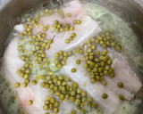 Foto del paso 5 de la receta: Merluza en salsa verde
