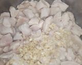 Foto del paso 2 de la receta: Pollo al ajillo sin alcohol