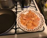 Foto del paso 1 de la receta: Arroz al azafrán con pollo