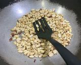 A picture of step 1 of Moongphali Chikki (peanut brittle).