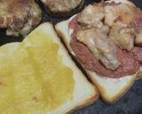 Foto del paso 3 de la receta: Sándwich🍗de pollo🥓y ensalada fresca🥯🧅🥑