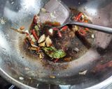 Foto langkah ke 4 dari resep Tempe Kecap Pedas Gurih (Orek Tempe).