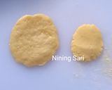 Foto langkah ke 5 dari resep Bakpia Isi Kacang Hijau (No Oven).