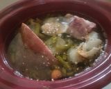 A picture of step 1 of Ham Hock Seasoned Green Beans (Crockpot).
