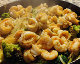 Foto del paso 3 de la receta: Comida media china arroz chino con camarón