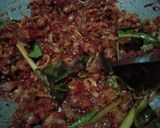 Foto langkah ke 4 dari resep Sambal Cumi Asin Pedas Balado.