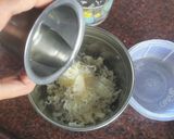 A picture of step 1 of Cheese spread and aachari cheese sperad.