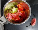 A picture of step 1 of Guava Chutney.